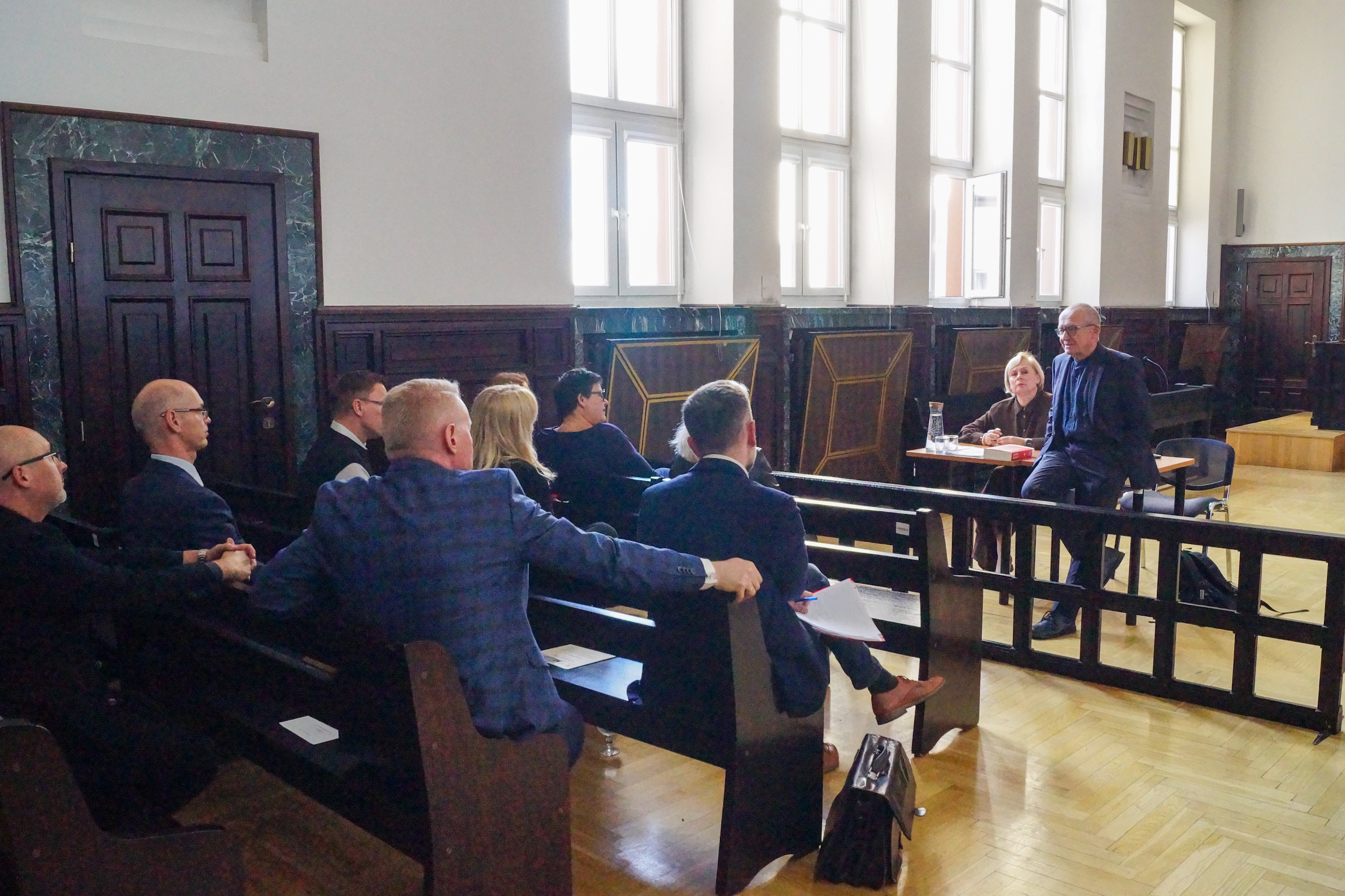 Zdjęcie przedstawia prowadzących warsztaty z prawa karnego: SSA w Łodzi Barbarę Augustyniak oraz SSA w Gdańsku Włodzimierza Brazewicza.