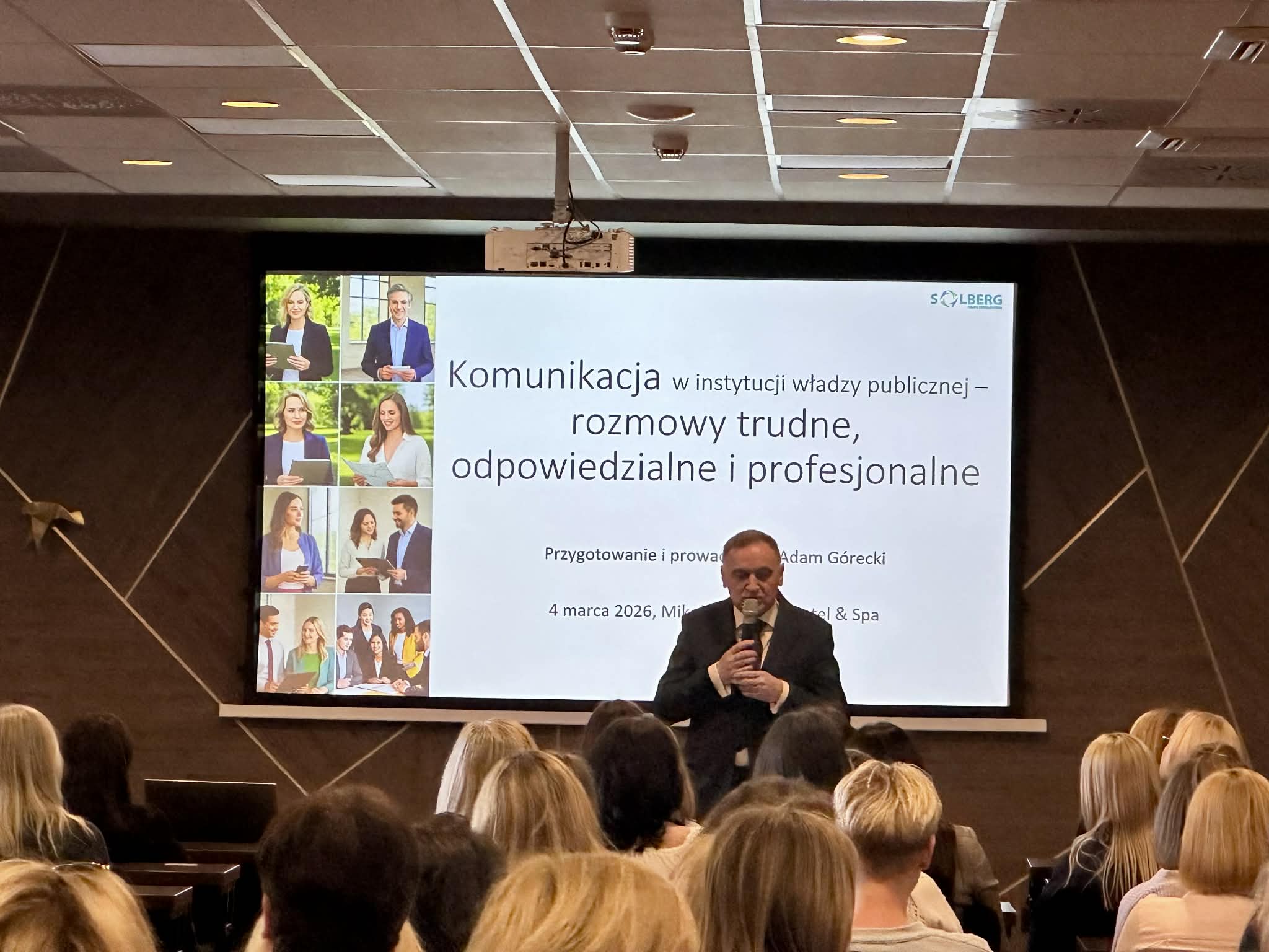 Prezes Sądu Apelacyjnego w Białymstoku wita uczestników szkolenia